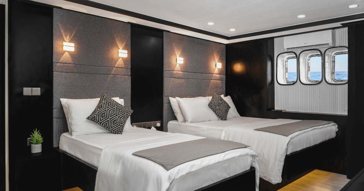 1 - Room 2 - Interior - 1_resized