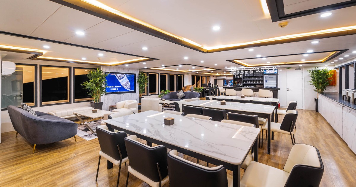 8 - Main Deck - Main Lounge 3-Edit_resized