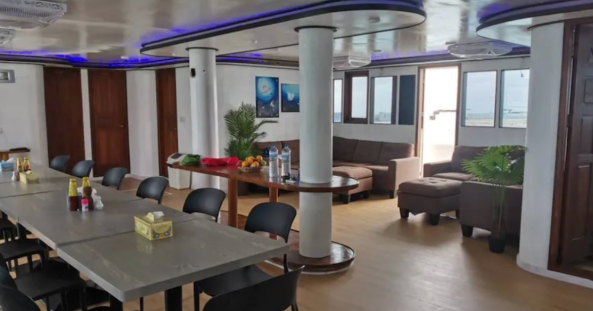 dining lounge 2_resized